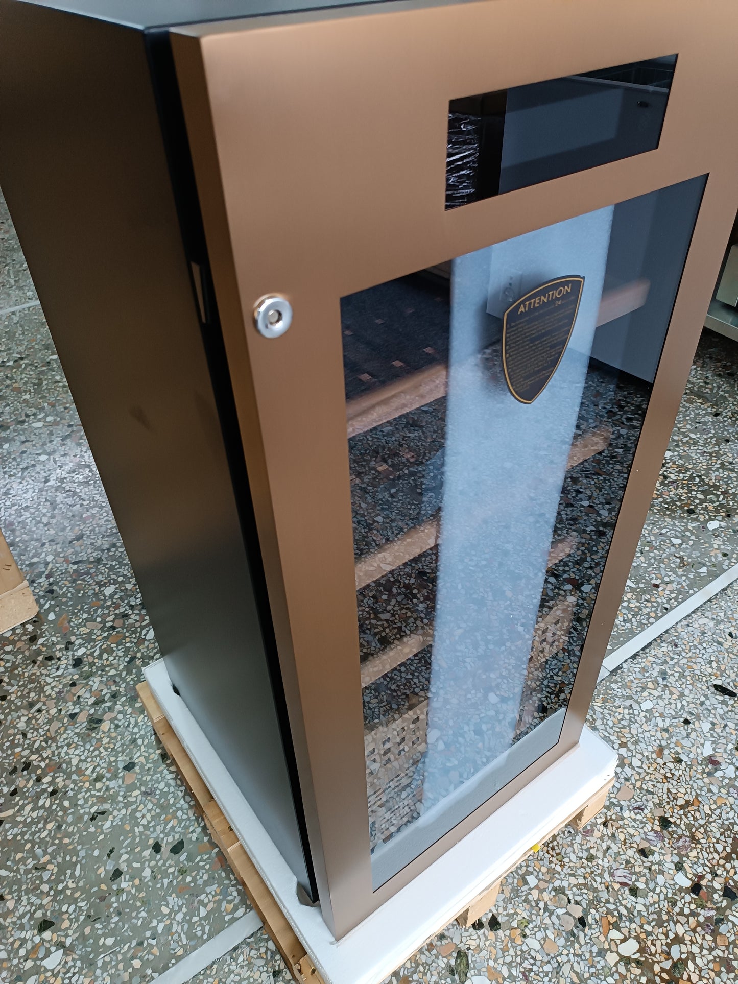 ΨΥΓΕΙΟ-ΥΓΡΑΝΤΗΡΑΣ ΠΟΥΡΩΝ YC-88G