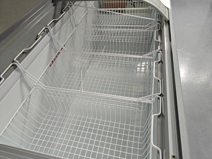 CHEST FREEZER CBF700 (2,0Μ)