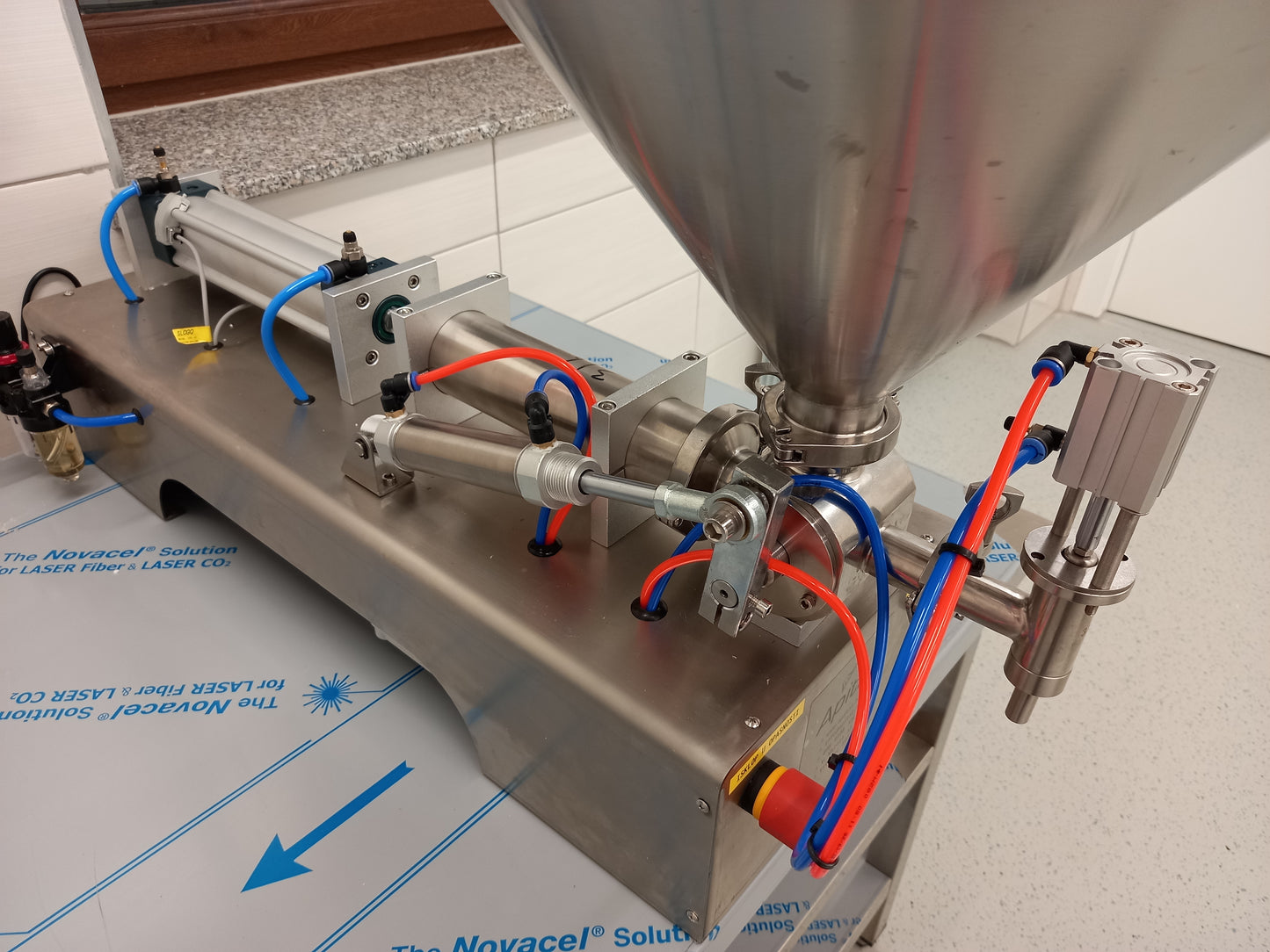 ΗΜΙΑΥΤΟΜΑΤΟ ΔΟΣΟΜΕΤΡΙΚΟ/ΓΕΜΙΣΤΙΚΟ ΠΑΧΥΡΕΥΣΤΩΝ & ΡΕΥΣΤΩΝ 500 APITAL